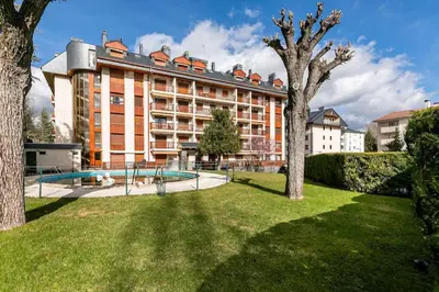 Jardín al aire libre en Coqueto apartamento en Jaca