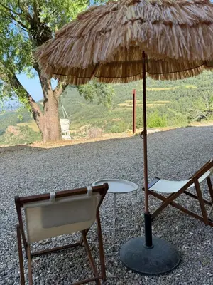 Jardín al aire libre en Masia Cal Rosta