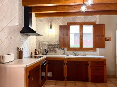 Una cocina o zona de cocina en Casa Martinach - L'Amfitriona