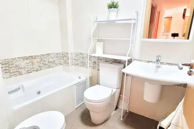 Un baño de Cómodo y Soleado apartamento en Panticosa