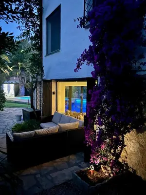 Jardín al aire libre en Villa Planes Demeure de charme piscine privée