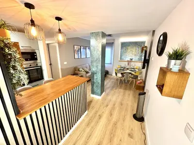 Una cocina o zona de cocina en imak barrio del AVE