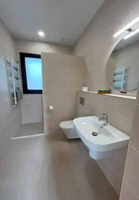 Un baño de Mas de Muntaner