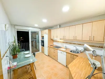 Una cocina o zona de cocina en Step to El Pilar 2 Turistea