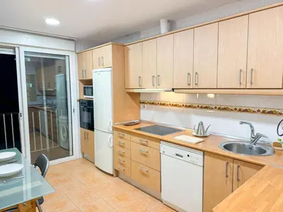 Una cocina o zona de cocina en Step to El Pilar 2 Turistea