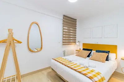 Cama o camas de una habitación en Modern Comfort in the Heart of Zaragoza