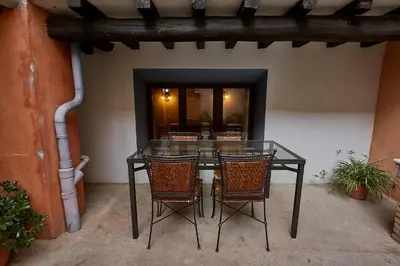 Un patio o zona al aire libre en Casa Rural Pajarilla de Cosuenda