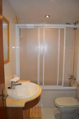 Un baño de Arafita, cálido y familiar - Arafita Apartamentos