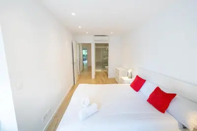 Cama o camas de una habitación en Clínica Universitaria y Hospitales by Clabao