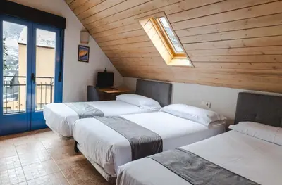 Cama o camas de una habitación en Hostal Nau Pradets