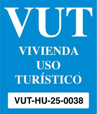 Certificado, premio, señal o documento que está expuesto en Mirador al Pirineo