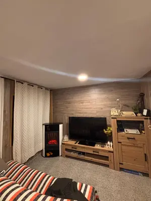 Una televisión o centro de entretenimiento en Piso en el corazón de Alcañiz