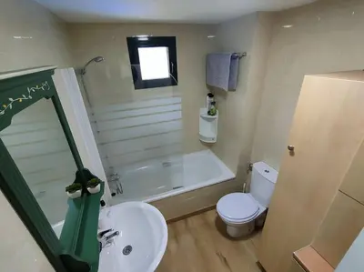Un baño de Apartamento en Villanúa