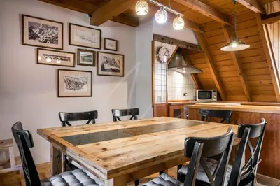 Una cocina o zona de cocina en Casa Molières by SeaMount Rentals
