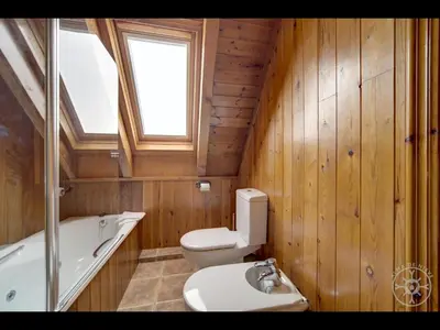 Un baño de CASA TORDA de Alma de Nieve