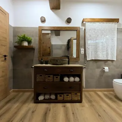 Un baño de La Cantera