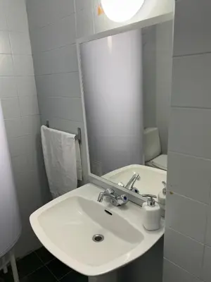 Un baño de Céntrico apartamento con vistas en Formigal - Entrada 24h sin llaves