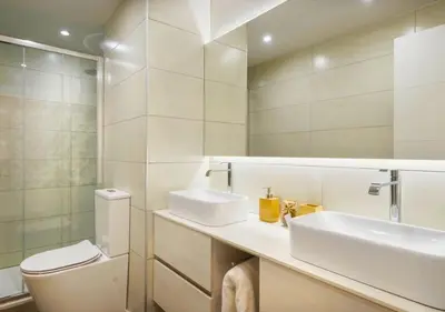Un baño de Cambaz 1: Exclusivo Dúplex Privado