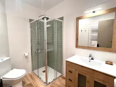 Un baño de Apartaments Casa Mata - L'Amfitriona