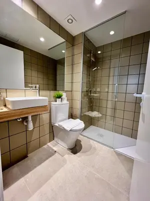Un baño de Iraipe Estella La Rúa Auto Check-in