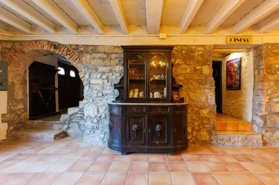 El salón o zona de bar de Masia el Carlos Private Pool - Cinema - AC - Game room