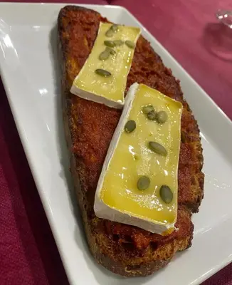Comida en o cerca de este hostal o pensión