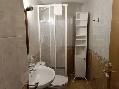 Un baño de Inmocyma Cerler-Prados de Velarta A 3 3