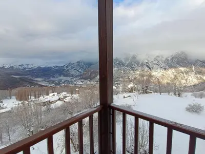 Vista general de una montaña o vista desde el apartamento
