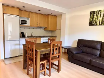 Una cocina o zona de cocina en BPirineos-Casa Chuanina