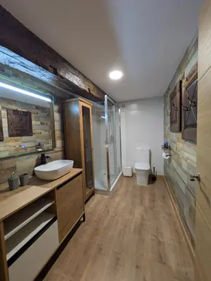 Un baño de Casa Xauri