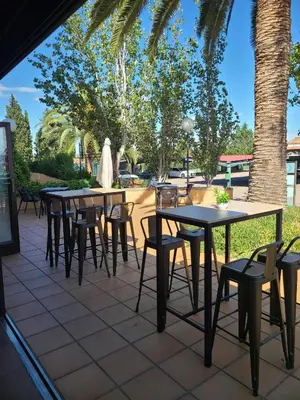Un restaurante o sitio para comer en Las Ventas