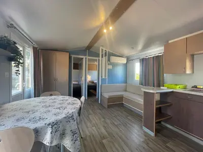 Una cocina o zona de cocina en Camping El Roble