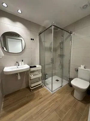 Un baño de VTZ Los Balcones del Casco