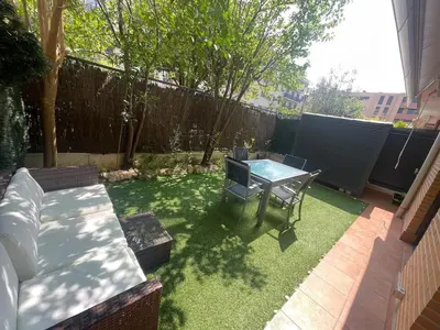Jardín al aire libre en Duplex con jardín en Pamplona