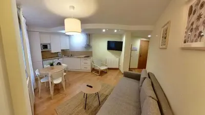 Una televisión o centro de entretenimiento en Mimosa 7 - tucasaenlospirineos
