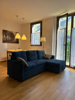 Zona de estar de Con encanto, buena ubicación, confort y parking - Aüt 2