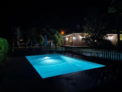 Piscina en o cerca de Era de Cal Baro - Casa rural con gran piscina y jardin