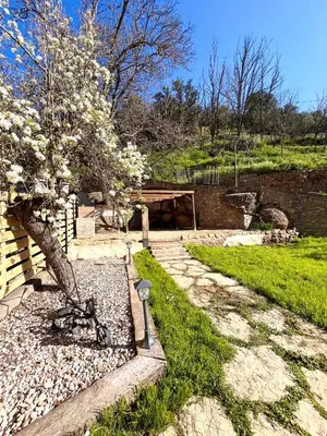 Jardín al aire libre en Cal Jan