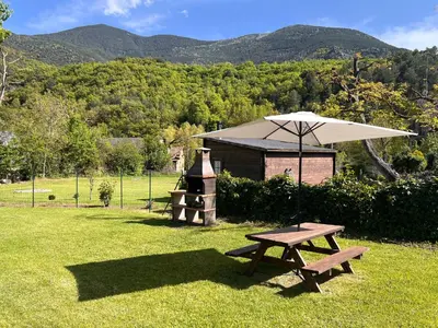 Vista general de una montaña o vista desde el apartamento