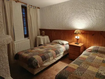 Cama o camas de una habitación en Casa rural entera en Parque Natural de los Puertos