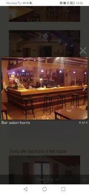 Un restaurante o sitio para comer en Hostal Bar Restaurante Villa Cerollera