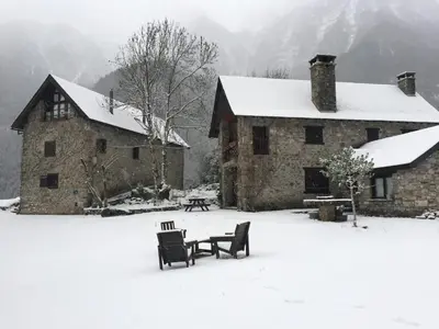 Casas de Zapatierno en invierno