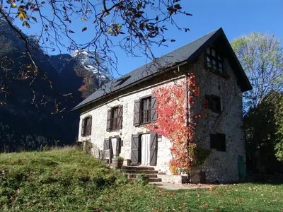 Paisaje cerca of this country house