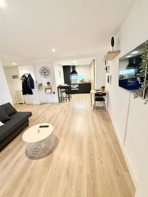 Una televisión o centro de entretenimiento en Vive Zaragoza XII