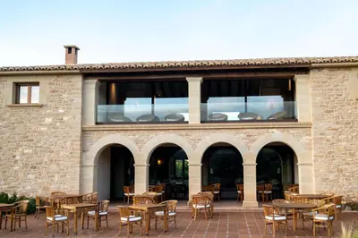Un restaurante o sitio para comer en Hotel Mas de la Costa ****