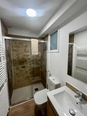 Un baño de Apartamentos Rurales Miguela