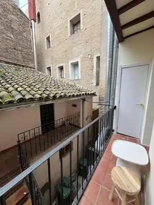 Un balcón o terraza de Casa Urriés histórico y parking
