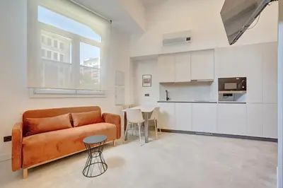 Una cocina o zona de cocina en Apartamentos la Colmena by Clabao