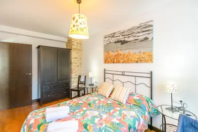 Cama o camas de una habitación en Gran casa rural con barbacoa ideal para familias
