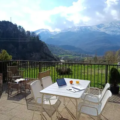La Terraza de Escarrilla